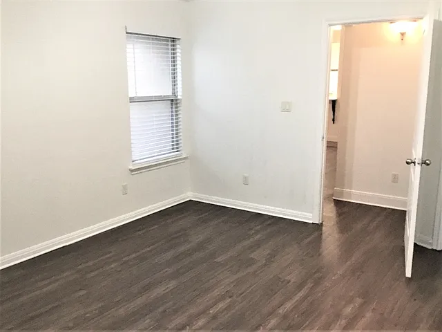 2322 Sean St — Photo 7