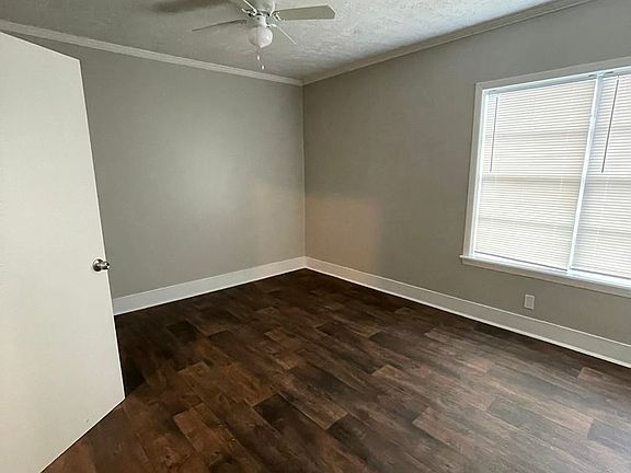 2015 Sarah St, Beaumont, TX 77705 | Zillow