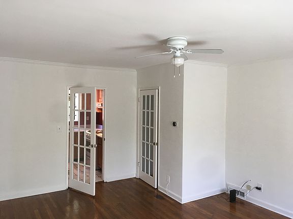 3rd image of 117 Northern Ave APT 11