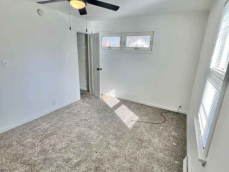 416 Henry St — Photo 21