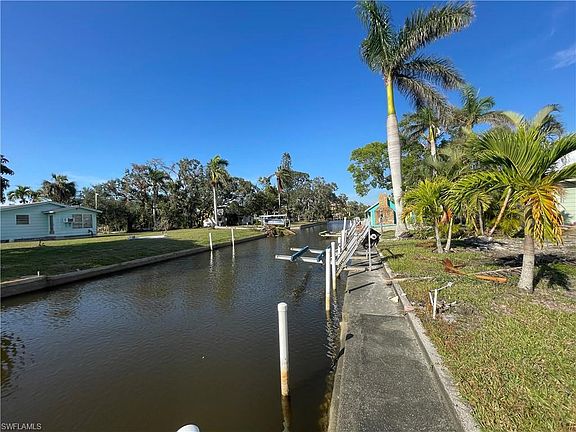 5th image of 27575 Tarpon WAY