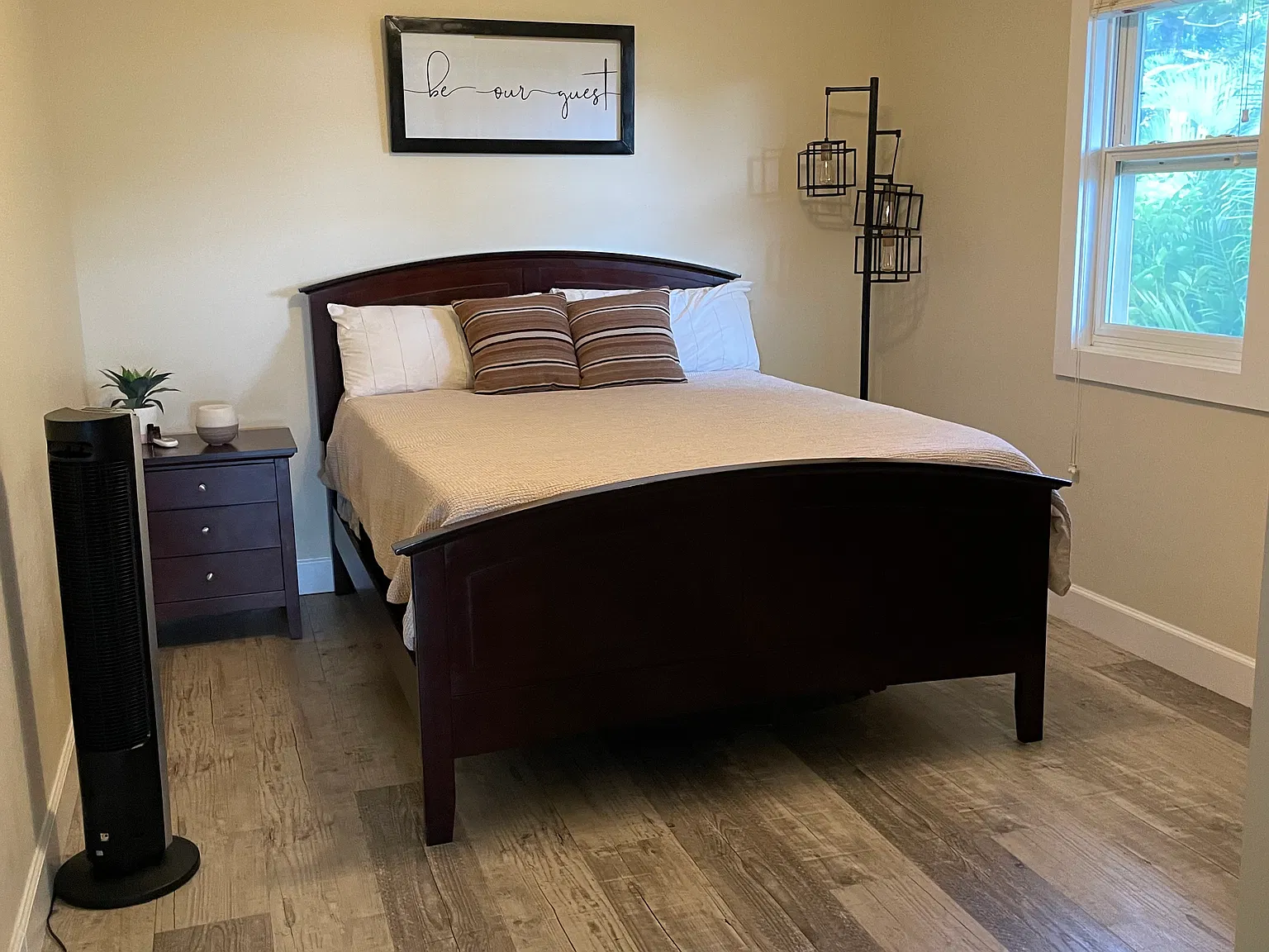 5 bed, 3.5 bath, 2800 sqft, $8,500 — Photo 4