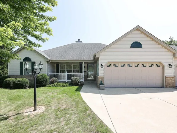 6652 S Scenic COURT, Franklin, WI 53132