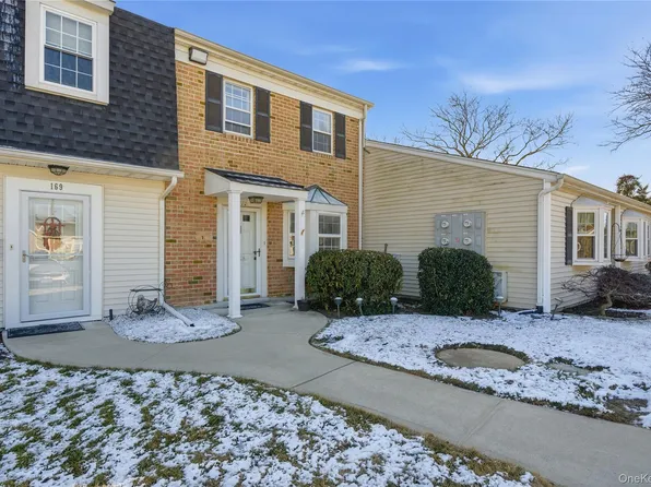 170 Harbor S, Amityville, NY 11701