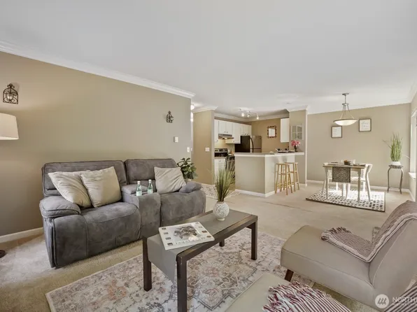 31500 33rd Place SW #C204, Federal Way, WA 98023