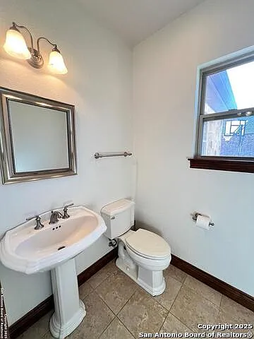 2264 Granada Hls — Photo 17