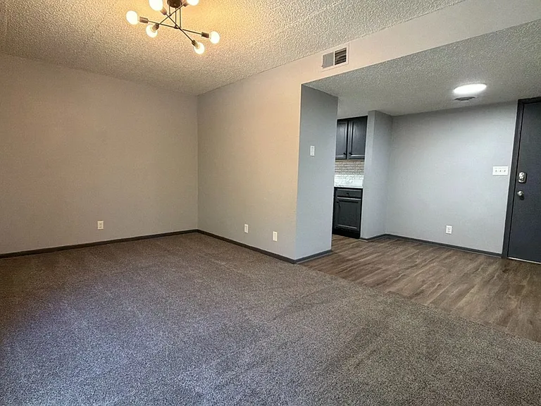 2343 B St — Photo 24