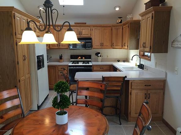 4th image of 432 Prospect Ave