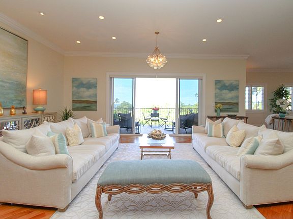 2nd image of 1400 Gulf Shore Blvd N APT 301