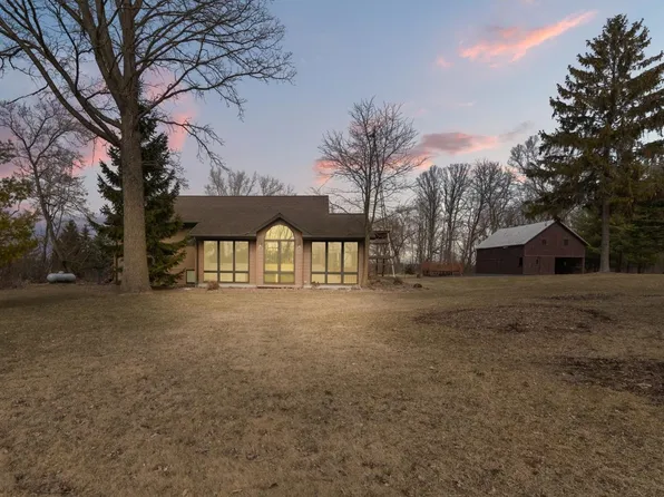 7938 State Highway 151, Manitowoc, WI 54220