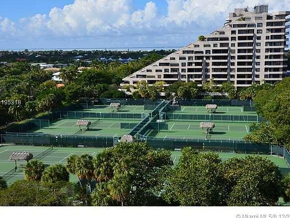 3rd image of 151 Crandon Blvd APT 542