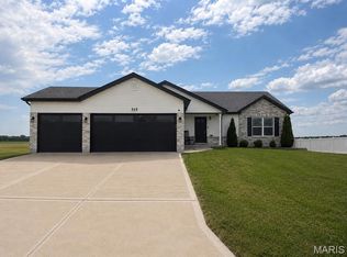 315 Late Harvest Dr, Wright City, MO 63390