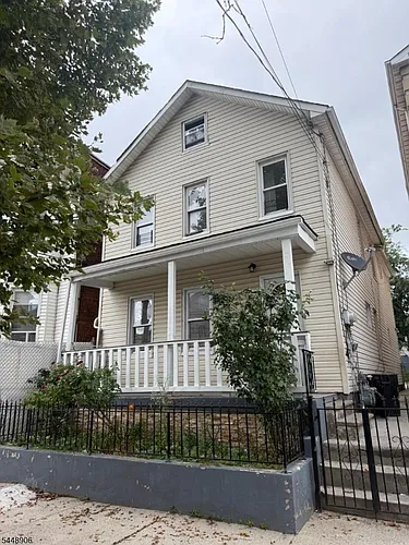 417 Franklin St Photo 1
