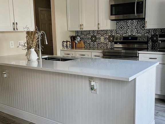 4th image of 1523 SE Appamattox Terrace