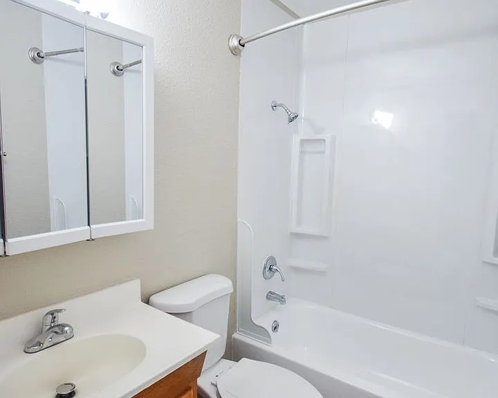 Rivercrest Apartments TAU9425-A-L — Photo 25