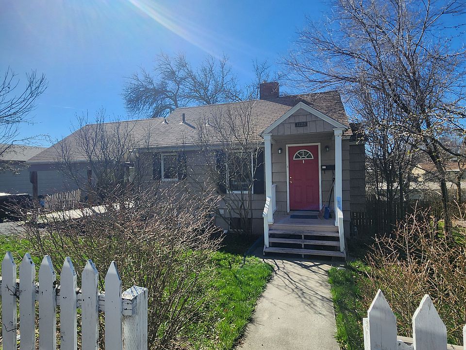 1st image of 1125 NE Lybecker Rd