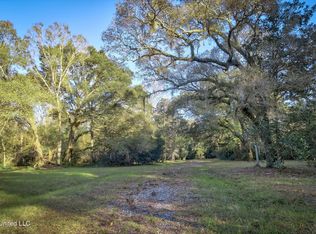 6500 Crump Rd, Kiln, MS 39556