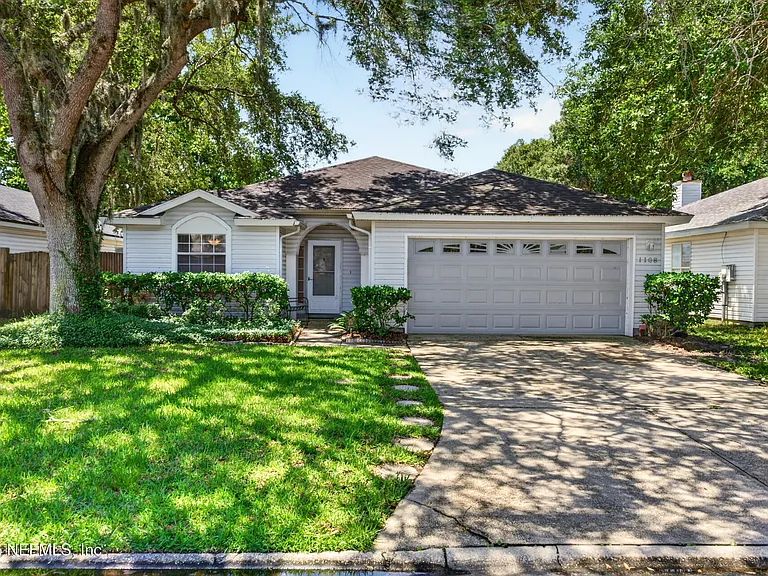1108 Hidden Cove Cir S — Photo 1
