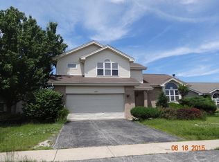 4036 Lakeview Dr, Country Club Hills, IL