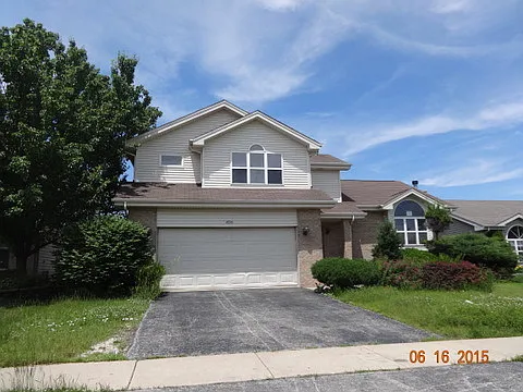 4036 Lakeview Dr photo 1