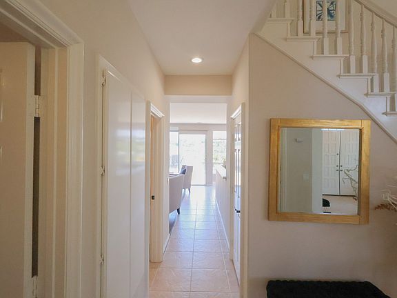 4th image of 28462 La Plumosa