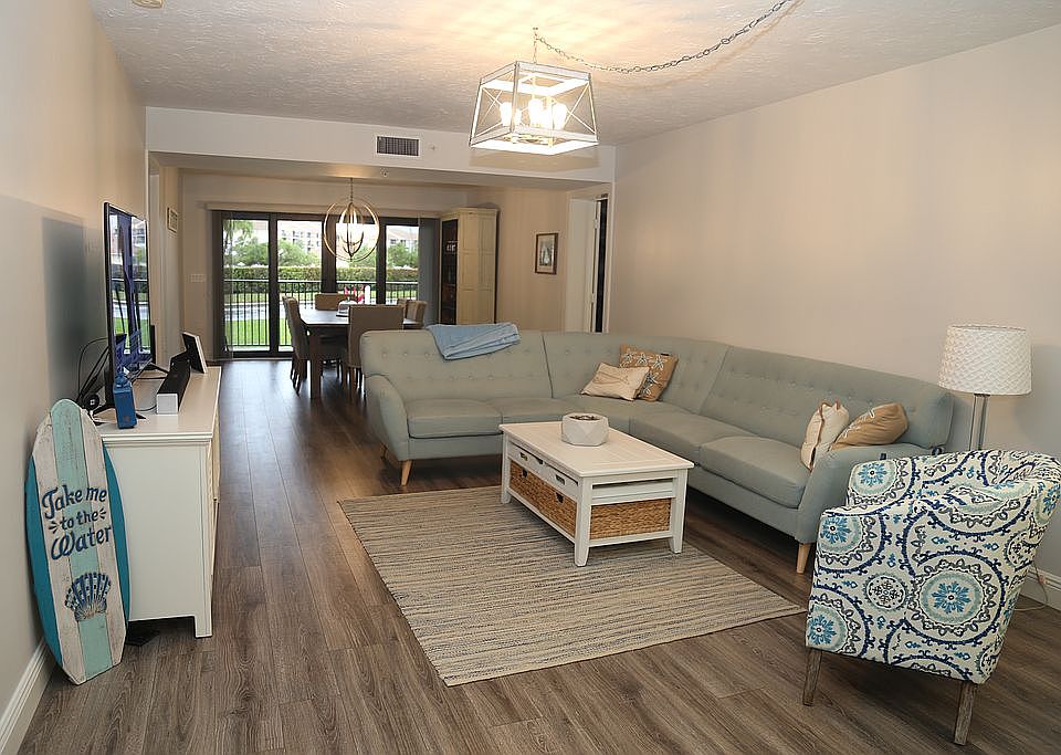 1st image of 901 Seafarer Cir #901