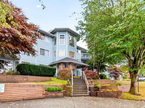 11510 225th St #103, Maple Ridge, BC V2X 9Y3