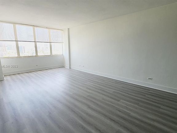 5th image of 7441 Wayne Ave APT 12P