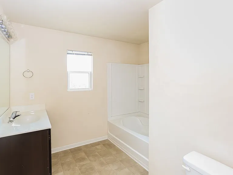 164 Autumn Bluff Cir — Photo 11