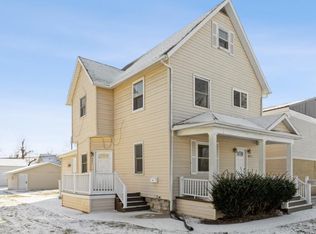 427 4th Ave SW #2, Cedar Rapids, IA 52404