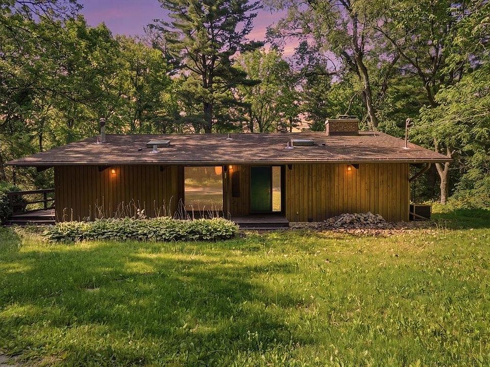 1st image of 3068 Timber Ln