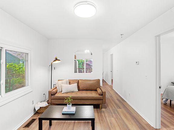 5th image of 8103 W 127th Pl