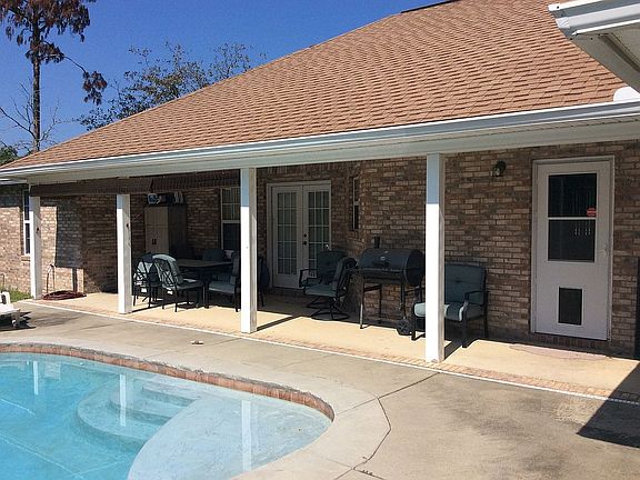 Large covered back porch
