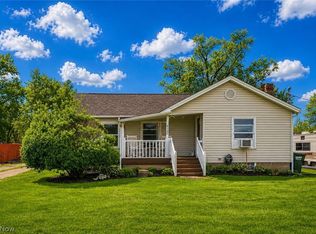 8242-8244 Navarre Rd SW, Massillon, OH 44646