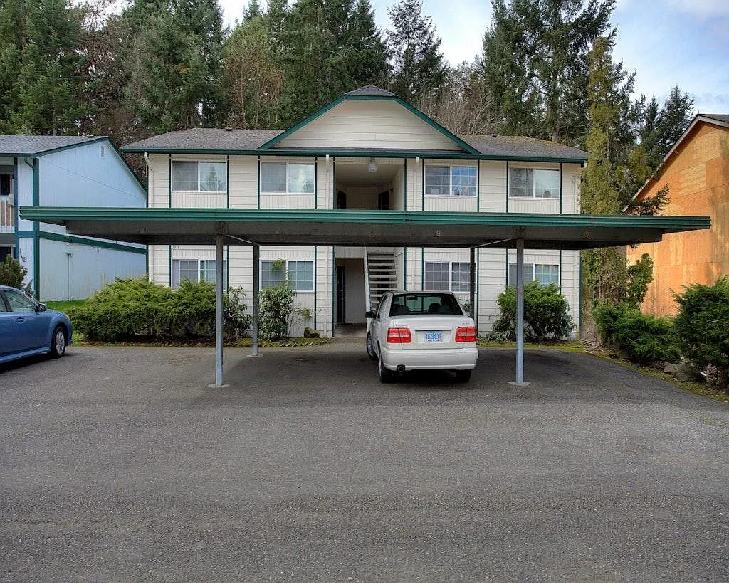 2 bed, 832 sqft, $1,650 — Photo 1