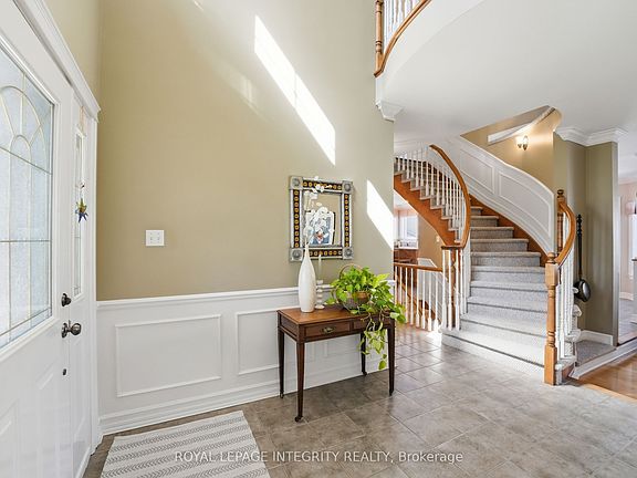 3rd image of 17 Graphite Rd