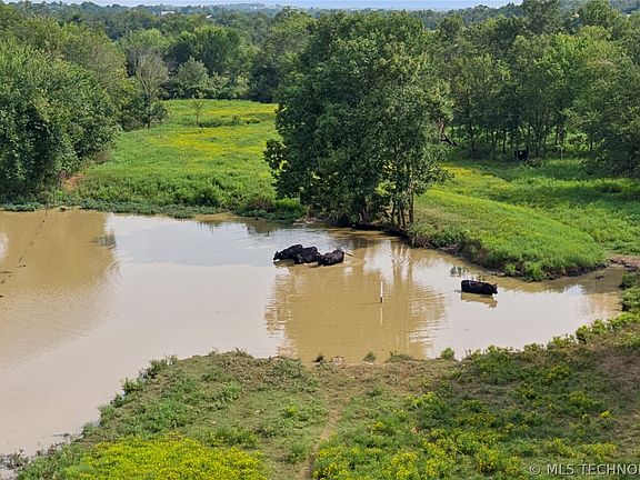 5th image of 25 E 470th Rd