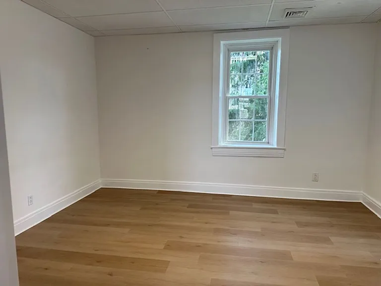 414 E Main St #2 — Photo 8