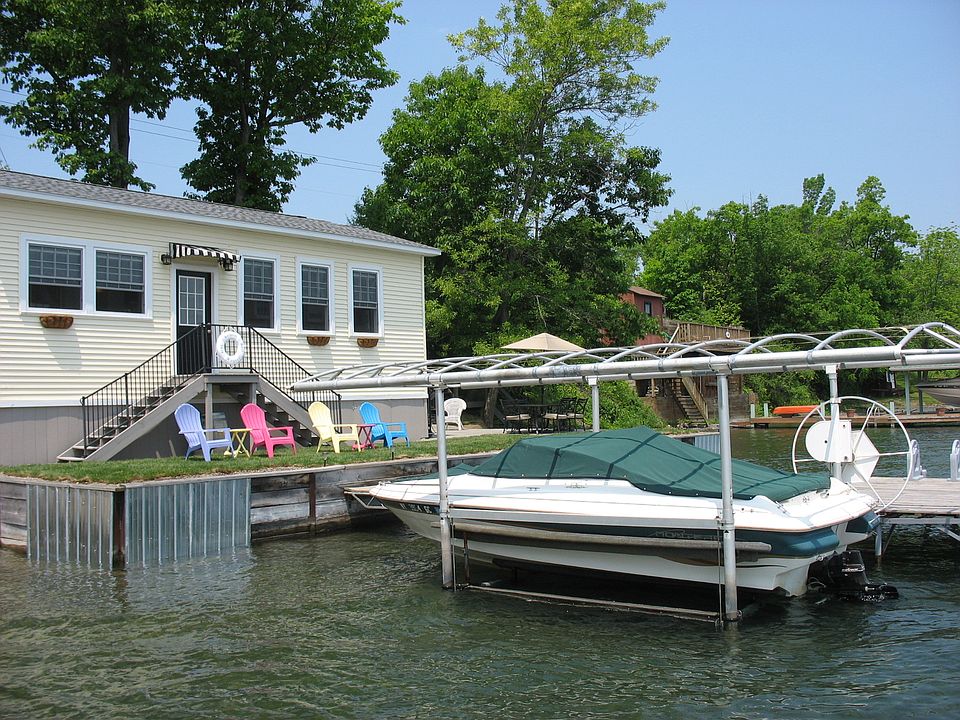 1st image of 5263 E Bluff Dr