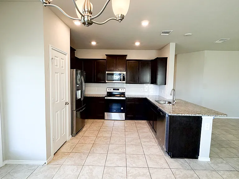 3137 Wigeon Way — Photo 7