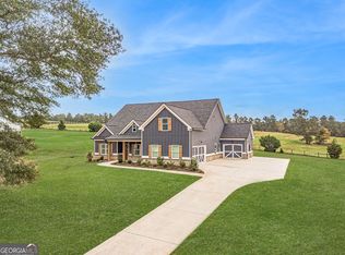55 River Meadow Ln, Social Circle, GA 30025