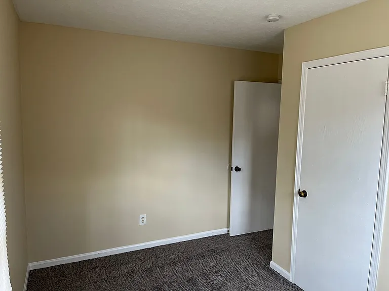 9 W Park Ct — Photo 21