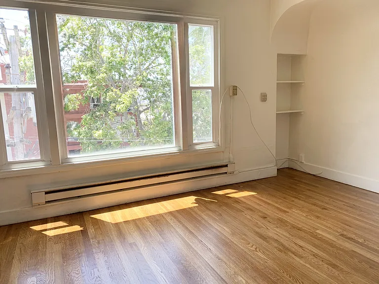 2555 Virginia St #301 — Photo 8