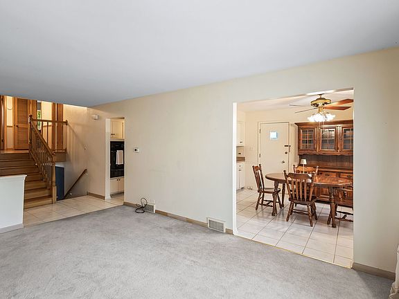4th image of 9237 Menard Ave