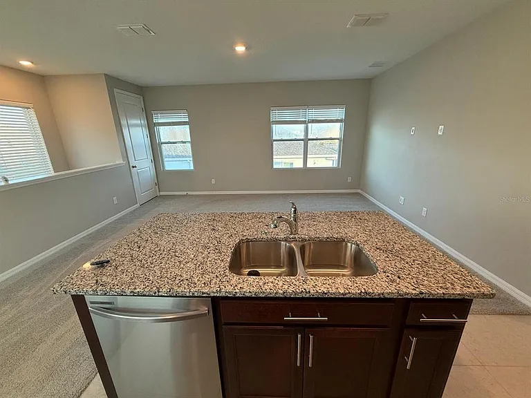 3124 Voyager Ave — Photo 9