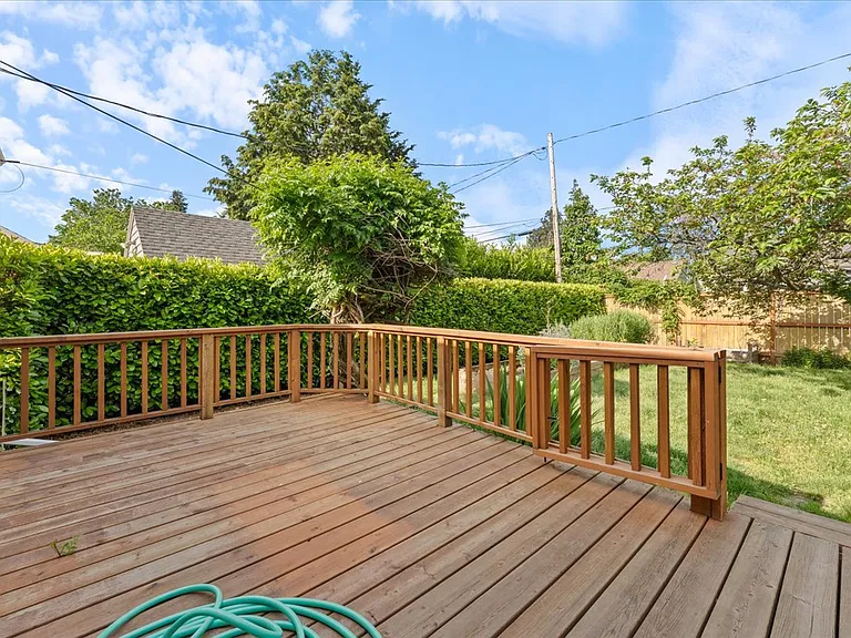 2919 SE 76th Ave — Photo 17