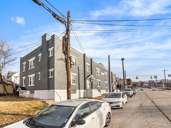 4th image of 2134 Ross Ave
