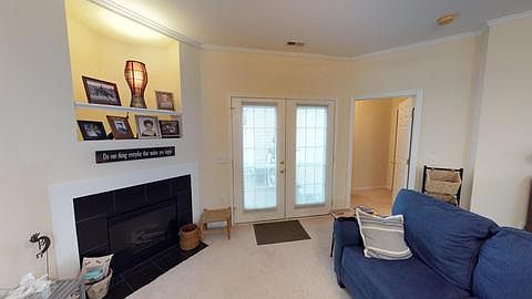4th image of 140 E2 Oak Towne Dr