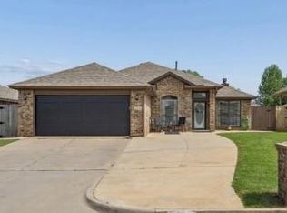 12316 SW 12th St, Yukon, OK 73099