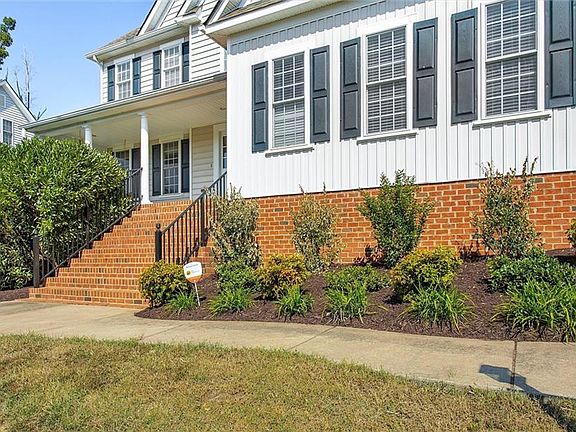 2nd image of 2812 Patriots Landing Dr